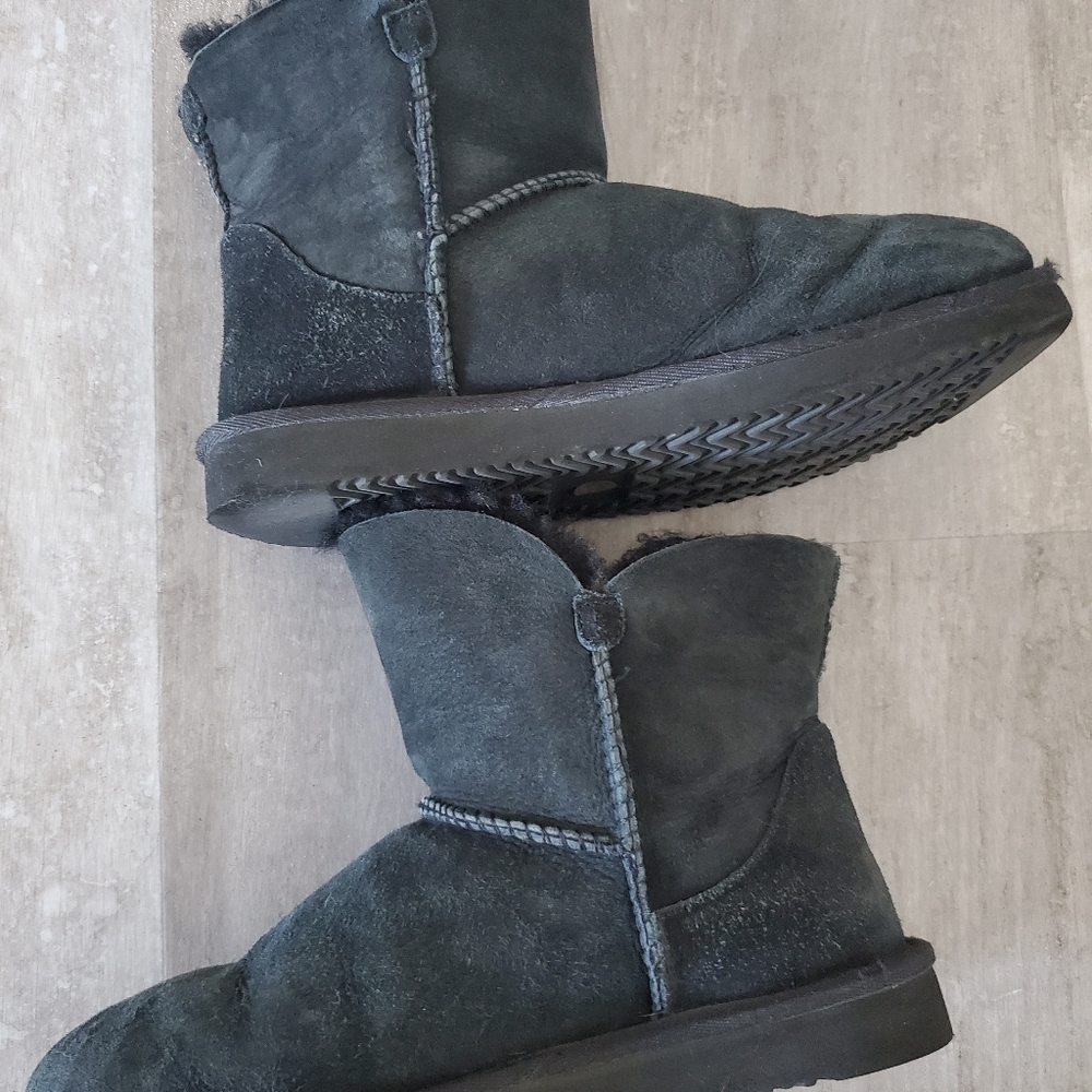 Size 9 Women Black Winter Boots